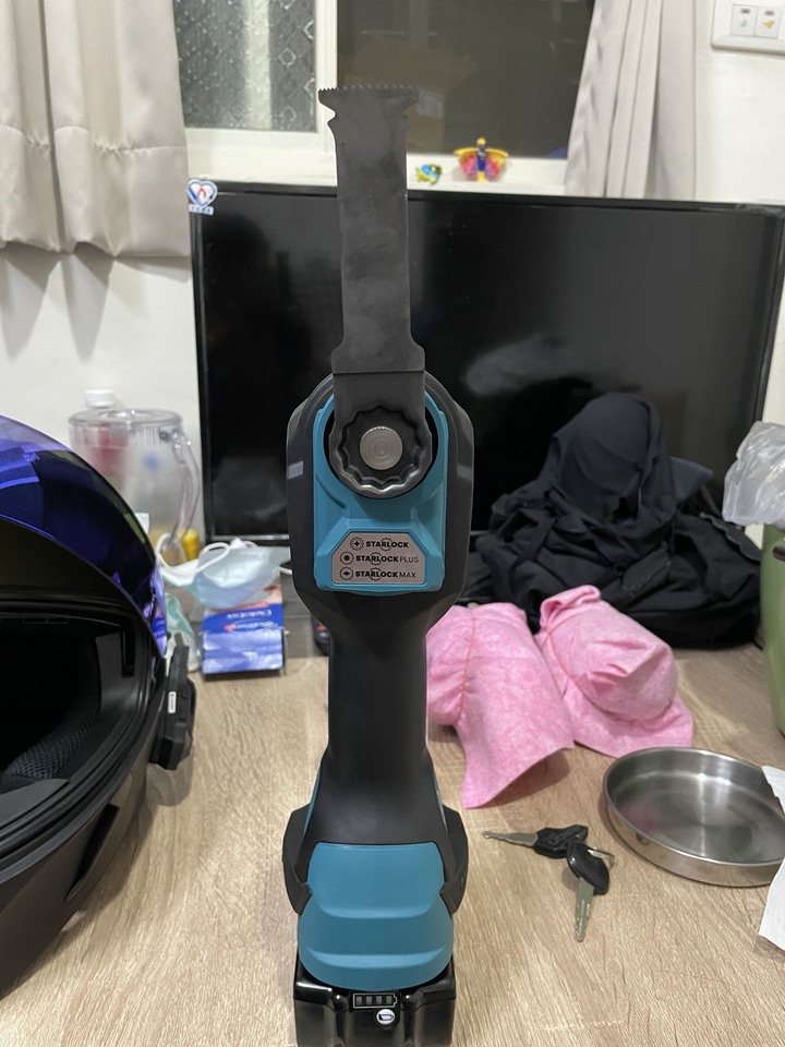 Makita DTM52 磨切機歪歪