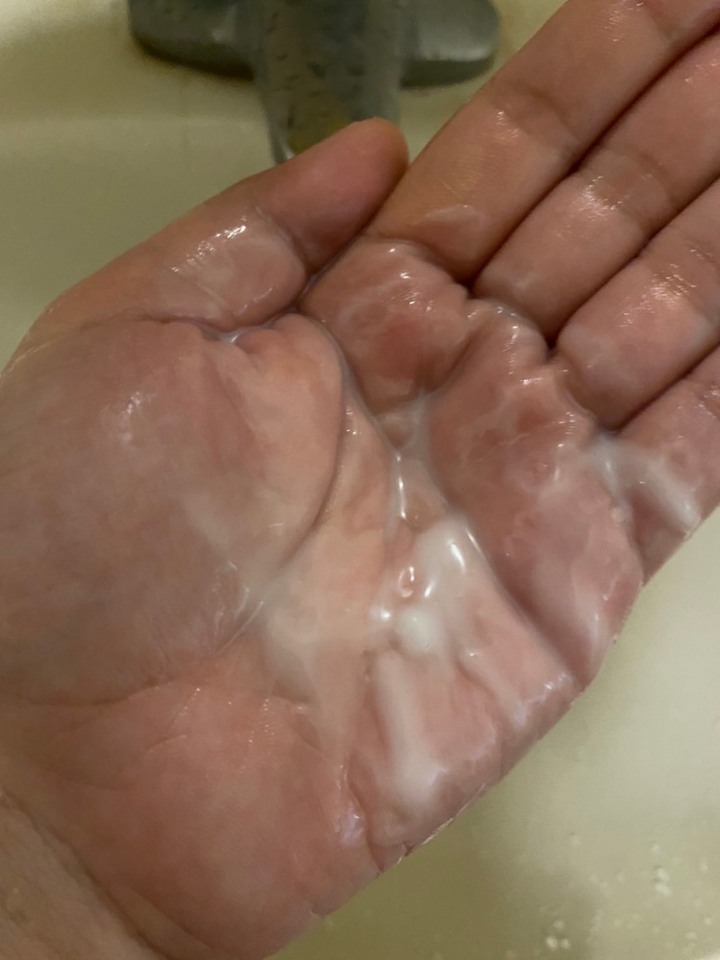 開箱清潔兼芳療的多功能卸洗膏