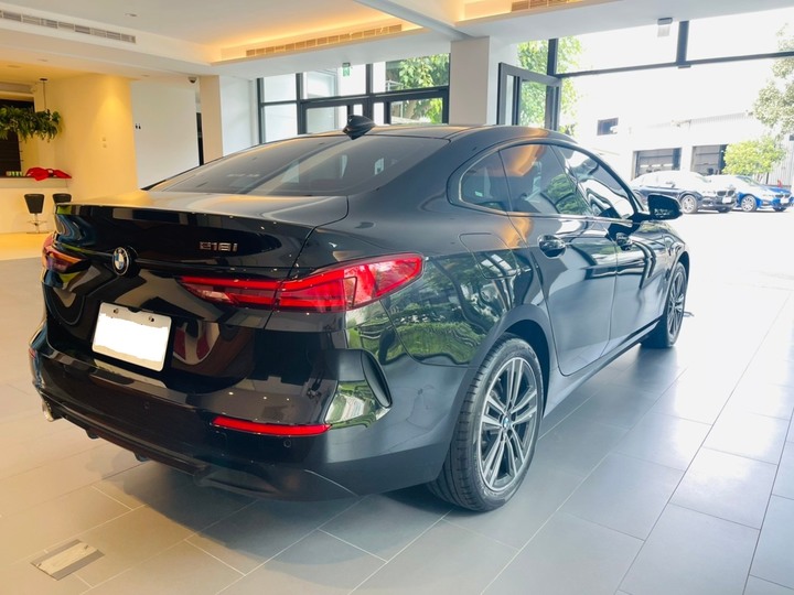 【開箱】BMW 218i Gran Coupe Edition Sport 黑色