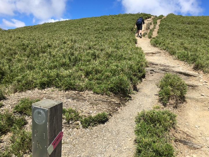 五座百岳一次走完--合歡群峰