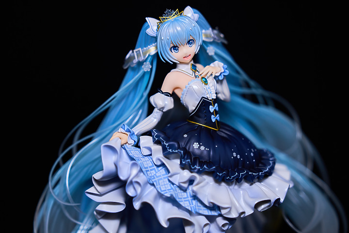 【開箱】雪ミクSNOW MIKU 2019 Snow Princess Ver.