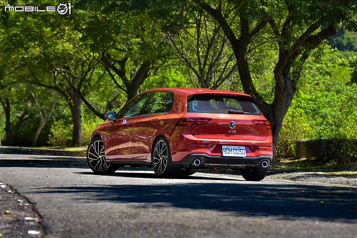 VW Golf GTI 八代試駕|鋼砲正宗,誰與爭鋒!