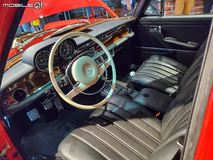 【採訪】三一東林導入BRABUS六星級整新工藝,耗資千萬以上的1971 Mercedes-Benz W108 280S首度亮相!