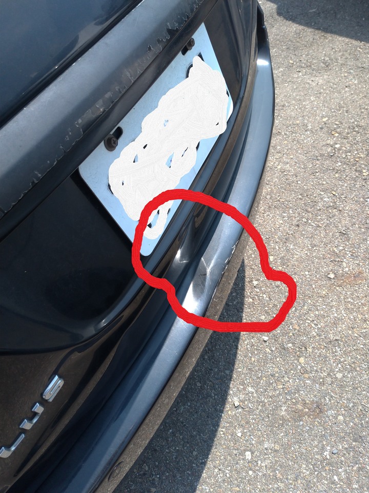 停車場的車禍請教