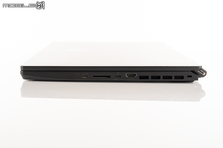 MSI GS76 Stealth 測試報告｜誠意滿點的薄型龍魂筆電