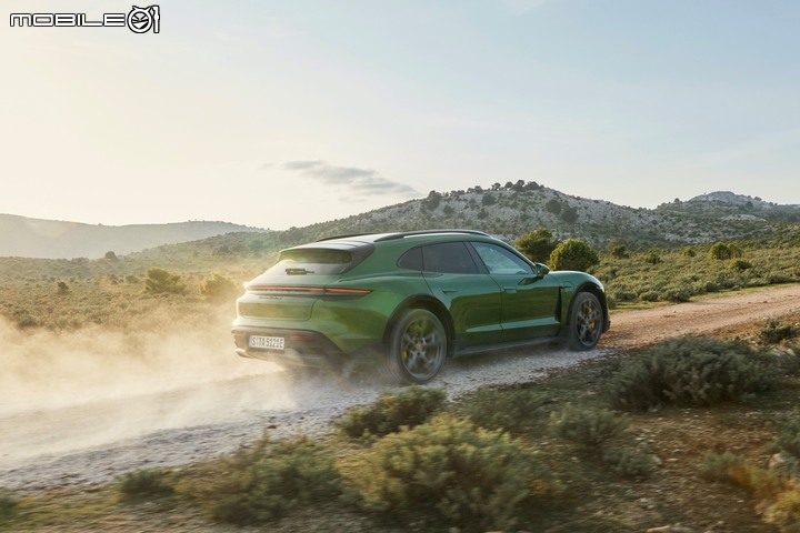 【道路直擊】Porsche Taycan Cross Turismo 新年式？新車國內現蹤！