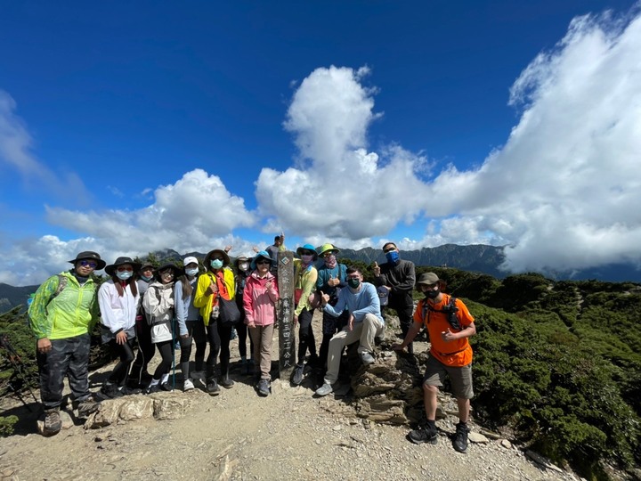 五座百岳一次走完--合歡群峰