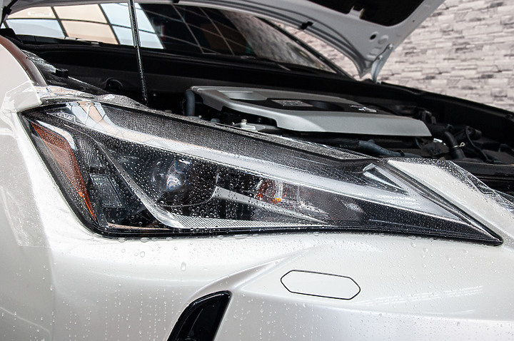 點我看大圖 【貼膜分享】Lexus UX250h 台南全車自修復透明犀牛皮