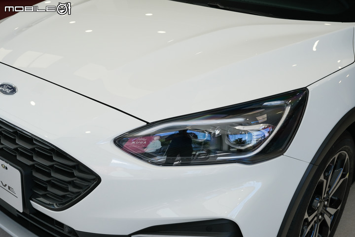 【展間實拍】Ford Focus 22年式配備升級,ST-Line Lommel X 接單價小漲1萬元!