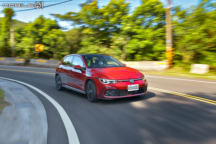 VW Golf GTI 八代試駕|鋼砲正宗,誰與爭鋒!