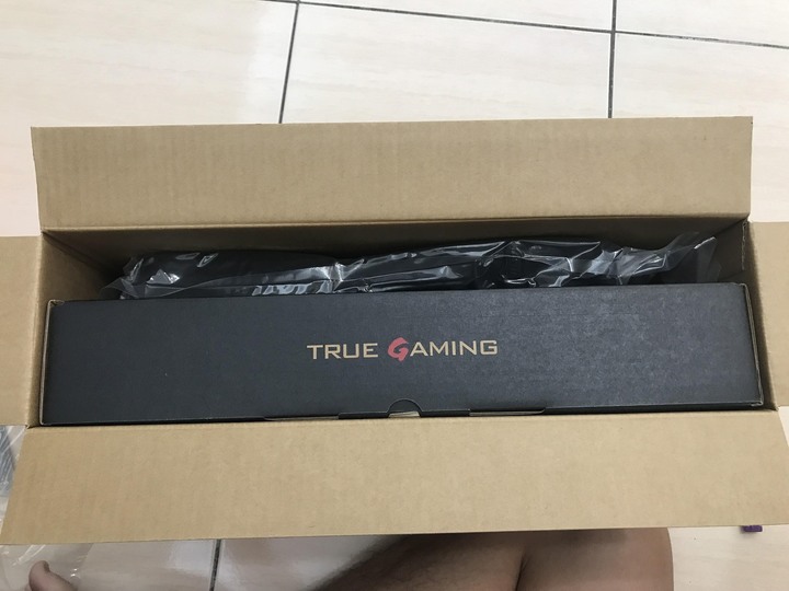 人生第一台筆電!MSI GF63 Thin 10 SCSR 不專業開箱