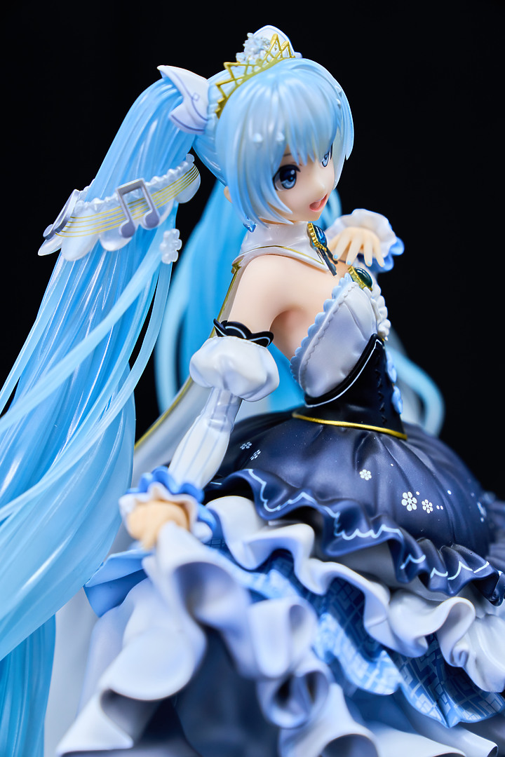 【開箱】雪ミクSNOW MIKU 2019 Snow Princess Ver.