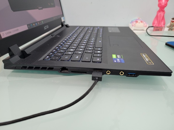 【開箱】適合設計者使用的筆電AERO 17 HDR YD