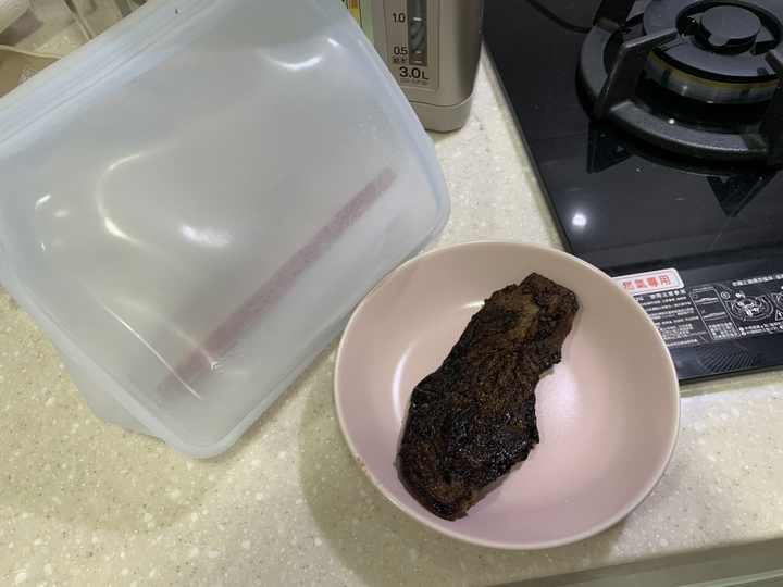 牛排烤焦可以怎麼處理?