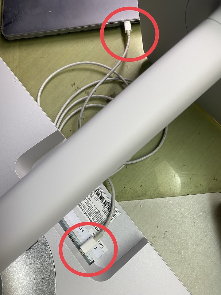 微星 MSI Modern MD241PW 開箱