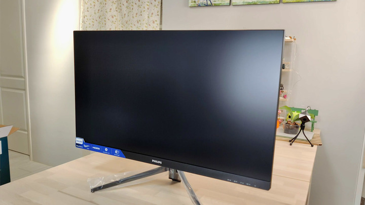 新機開箱 27吋也有平價電競魂!! 飛利浦 Philips 272M8/96 五千擁有144hz螢幕