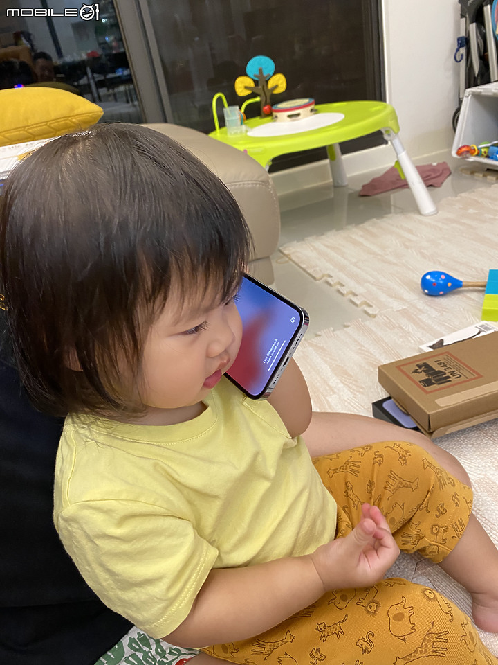 全台最年幼的iPhone13 pro Max開箱文