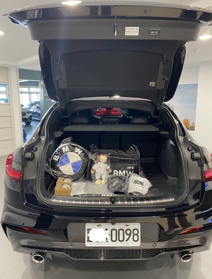 2021年式 x4 30i M sport開箱與使用心得