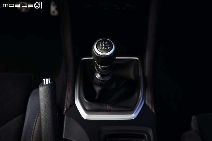 【海外新訊】五代Subaru WRX終於登場!2.4升F4引擎挹注271匹馬力,惟有造型不敢恭維!
