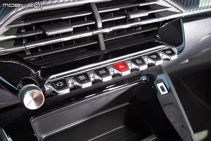 Peugeot New 208 Active 試駕|1/4 才是一種浪漫