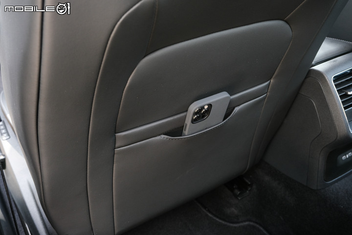 Škoda Octavia Combi 2.0TSI 4x4 金門試駕|品牌一哥現身秀實力,十項全能難以挑剔!
