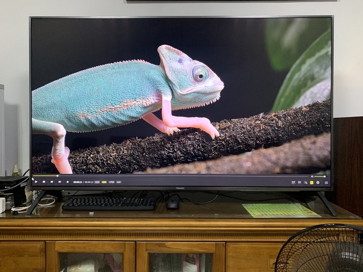 [開箱] Panasonic電視 TH-65JX900W-智慧超視界大平板