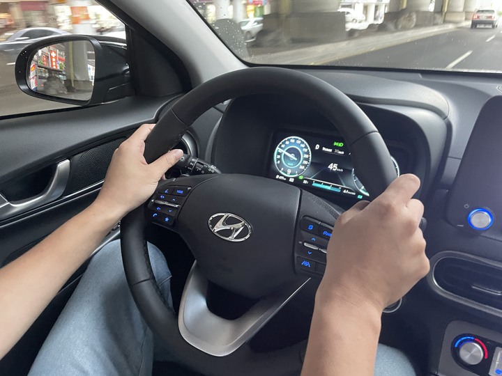 終於預約到了... KONA EV500試乘