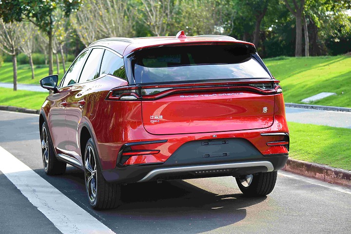 BYD 2021 唐 DMi 七座SUV電油車分享, 一桶油續航一仟公里