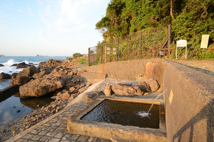 紀伊半島自駕遊-世界遺產巡禮2/4(本州最南端、潮岬、熊野古道、那智瀑布、日本第一大鳥居、伊勢神宮、夫妻岩)