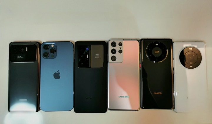 [開箱分享] VIVO 年度影像旗艦 X70 Pro+ 至黑版開箱 + 首款50w立式無線閃充充電器 (圖多)