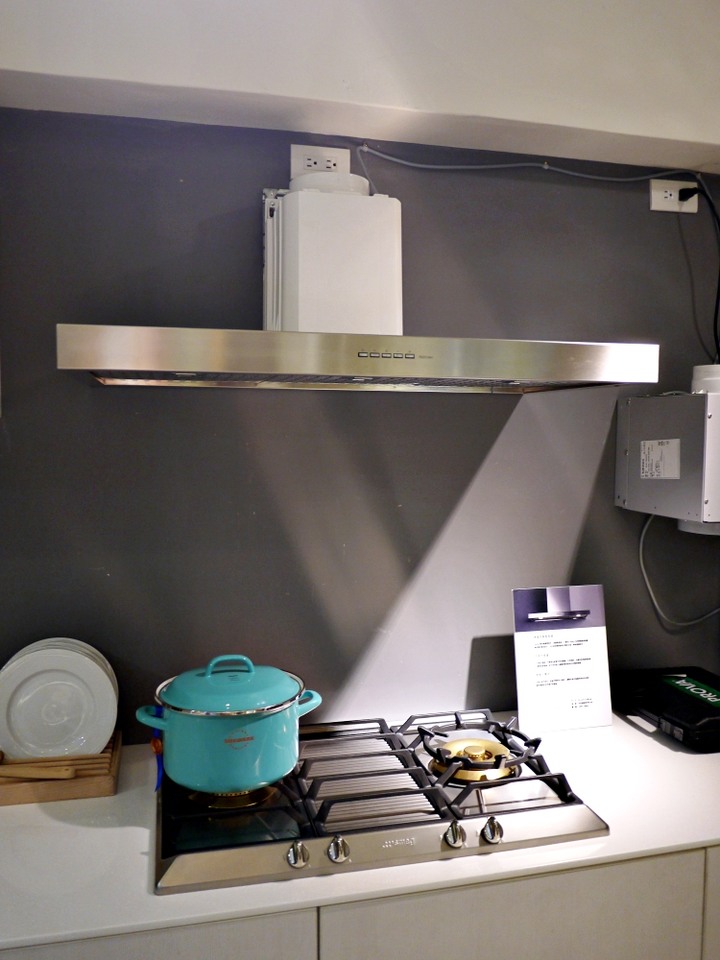 品硯美學廚電廚具參觀分享(SMEG烤箱、Falmac排油煙機)