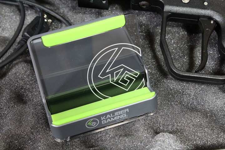 讓你在手遊上獲得神力 IOGEAR KeyMander 2 Mobile 手遊搖桿鍵鼠轉換器