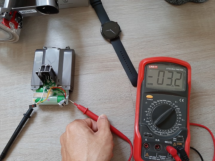 Dyson電池拆解更換與您可以也好奇的幾個問題!