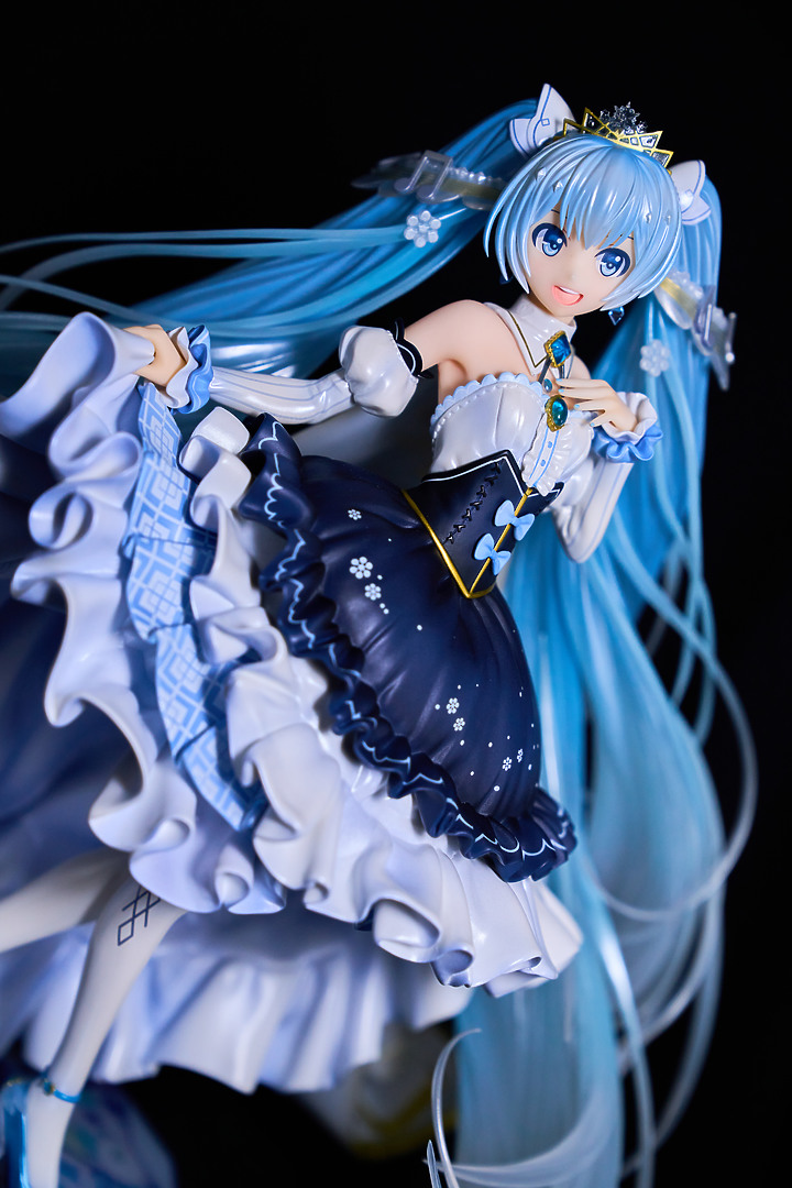 【開箱】雪ミクSNOW MIKU 2019 Snow Princess Ver.