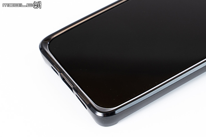 UAG x iPhone 13新款保護殼搶先報|嶄新材質設計、強化MagSafe支援!
