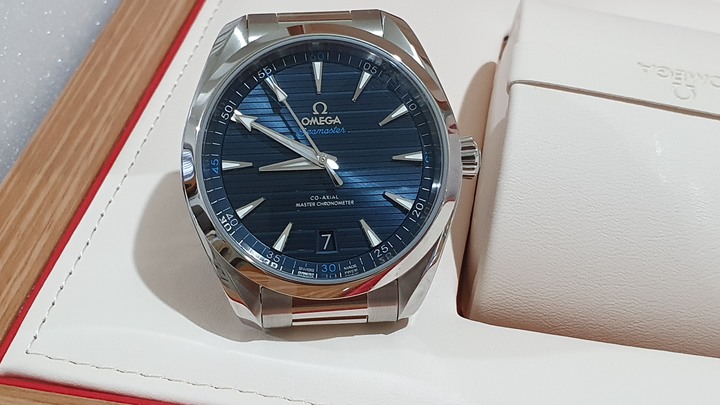 [開箱] Omega Aqua Terra 41mm 藍面