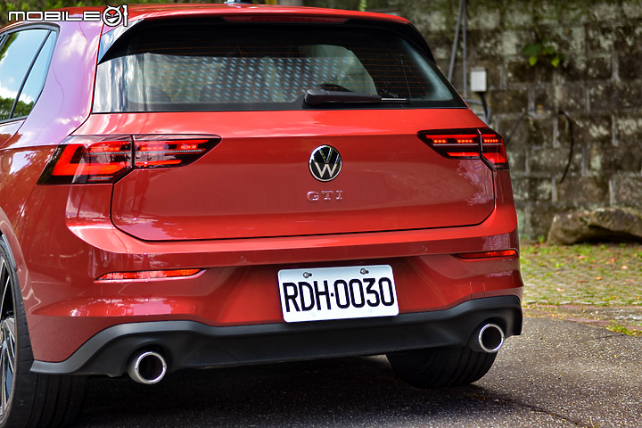 VW Golf GTI 八代試駕|鋼砲正宗,誰與爭鋒!