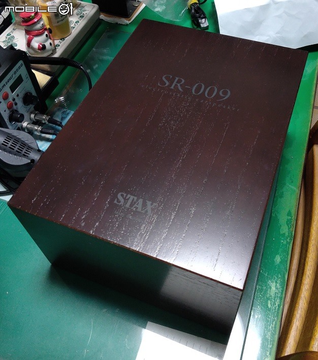 真的!每個耳機迷都有個靜電夢,Stax 009耳機與SRM 007ta耳擴開箱。