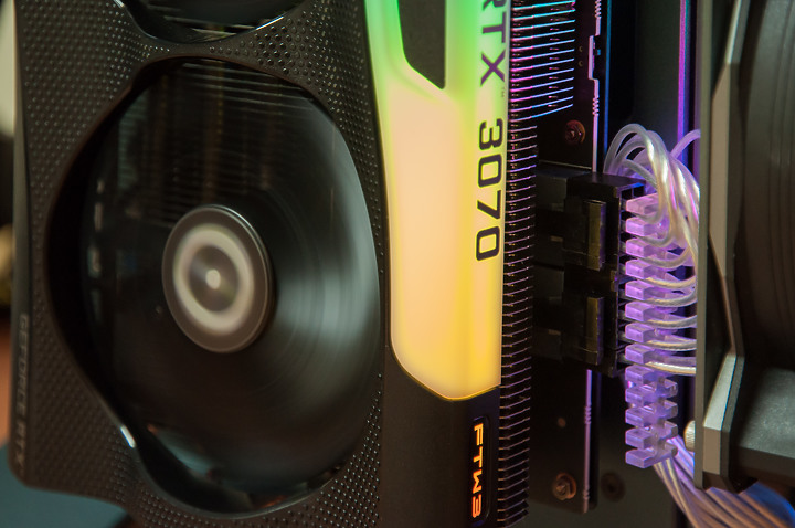 「EVGA RTX 3070 FTW3 ULTRA GAMING」 - 寂靜經典微評測文。