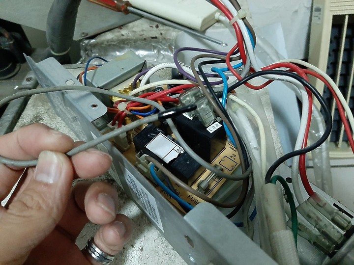 歌林窗型冷氣DIY維修實例分享