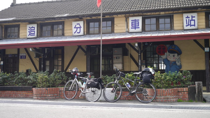 單車環島百景推薦《台灣.用騎的最美》