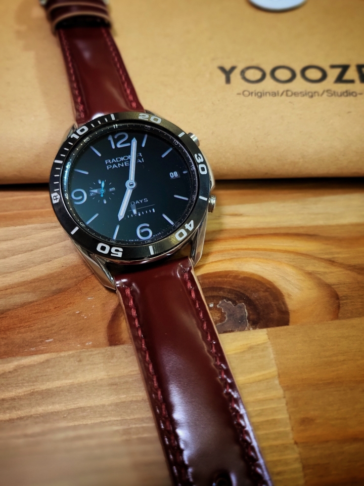 新禧馬臂皮晶片錶帶搭配 Galaxy Watch 3 分享
