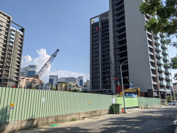 福懋建設 後勁溪新建案