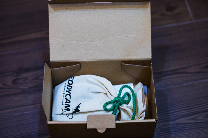 [開箱] EDDYCAM 麋鹿皮革背帶 35mm 黑紅