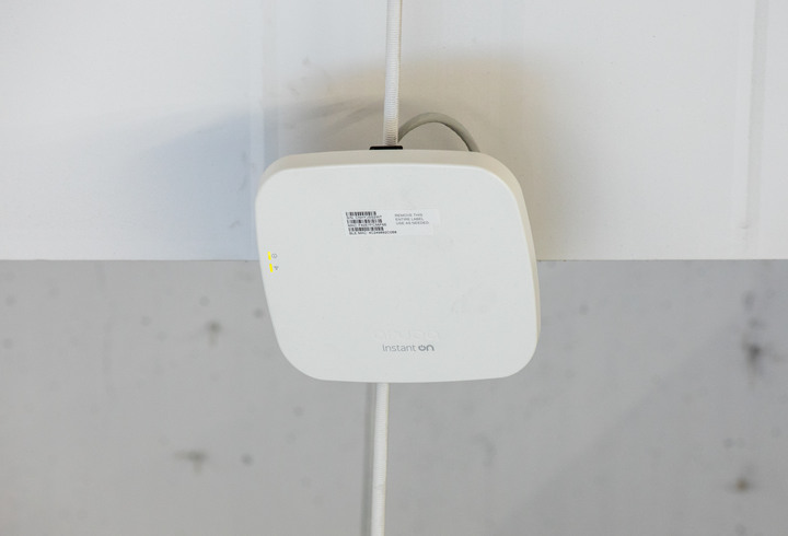跳Aruba router (型號ap12)
