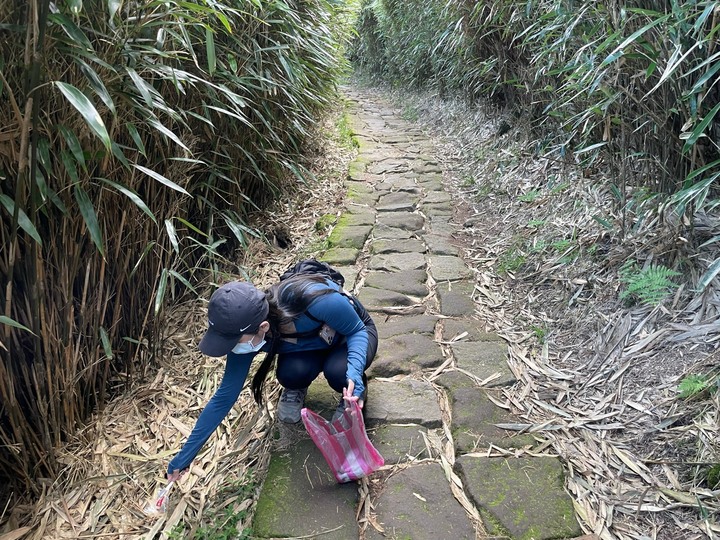 台北北投｜七星山．由小油坑起登，最快抵達台北最高峰