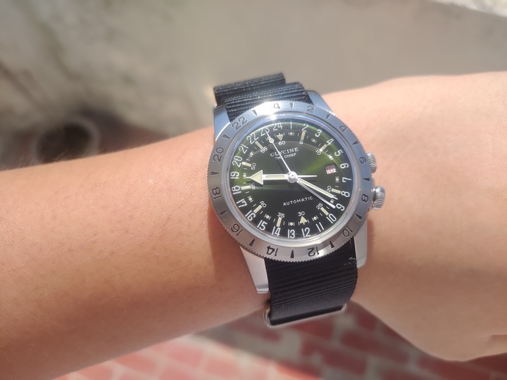 【開箱】經典GMT - Glycine Airman Vintage " The Chief " Green