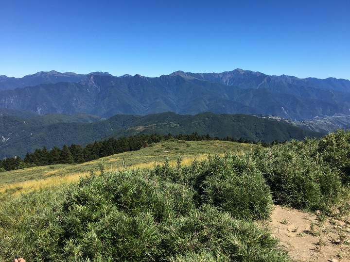 五座百岳一次走完--合歡群峰