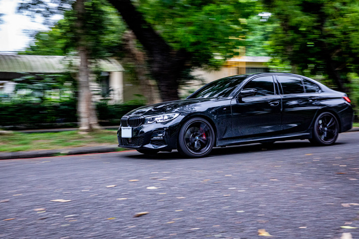 BMW G世代 330i Midnight Edition 夜型版 微開箱不專業分享 高清圖片!