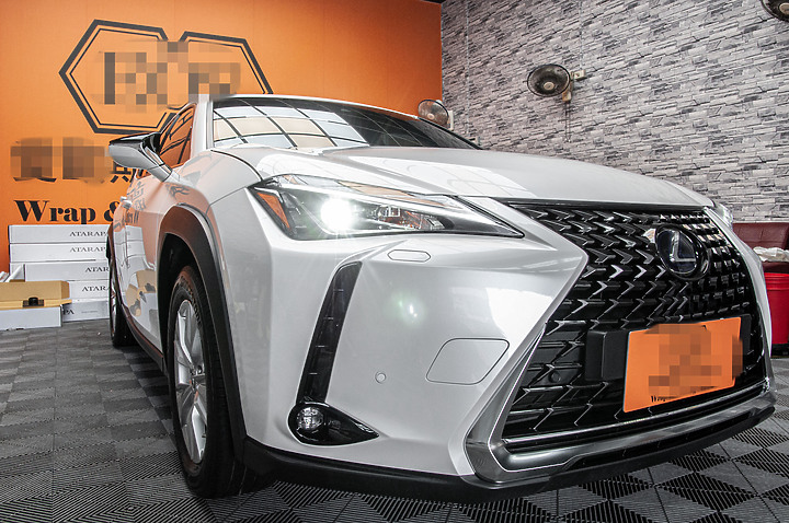 點我看大圖 【貼膜分享】Lexus UX250h 台南全車自修復透明犀牛皮